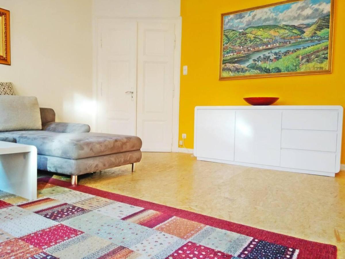 Charming 2-bed-apartment In The Old Town Of *